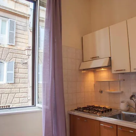 Monti House Apartmán Řím